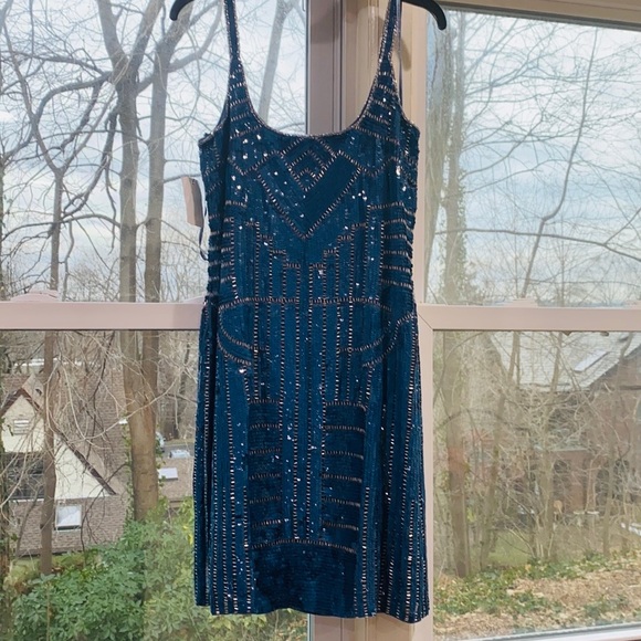 Adrianna Papell beaded tank dress - Picture 6 of 7